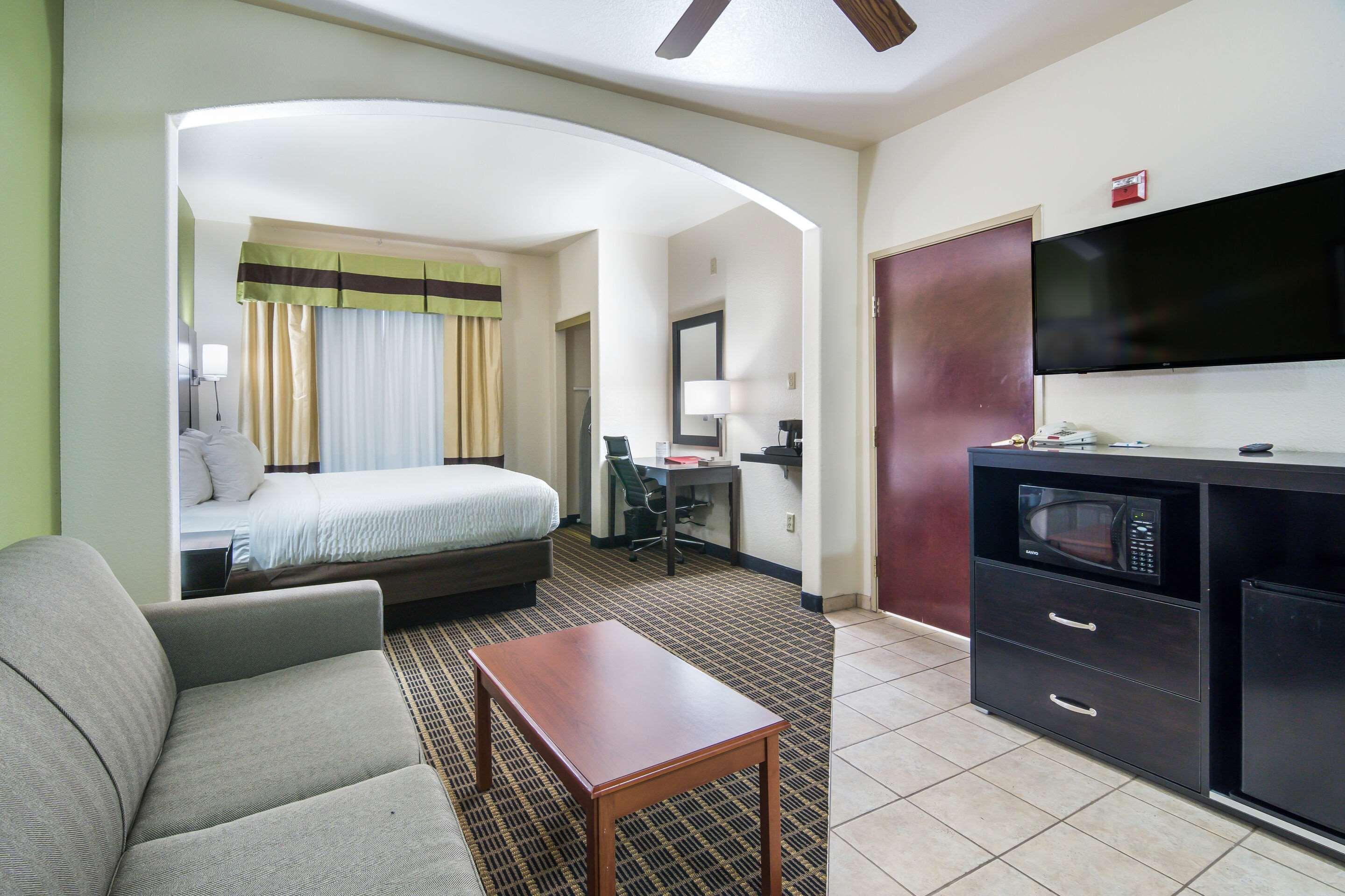 Clarion Inn & Suites Weatherford South מראה חיצוני תמונה