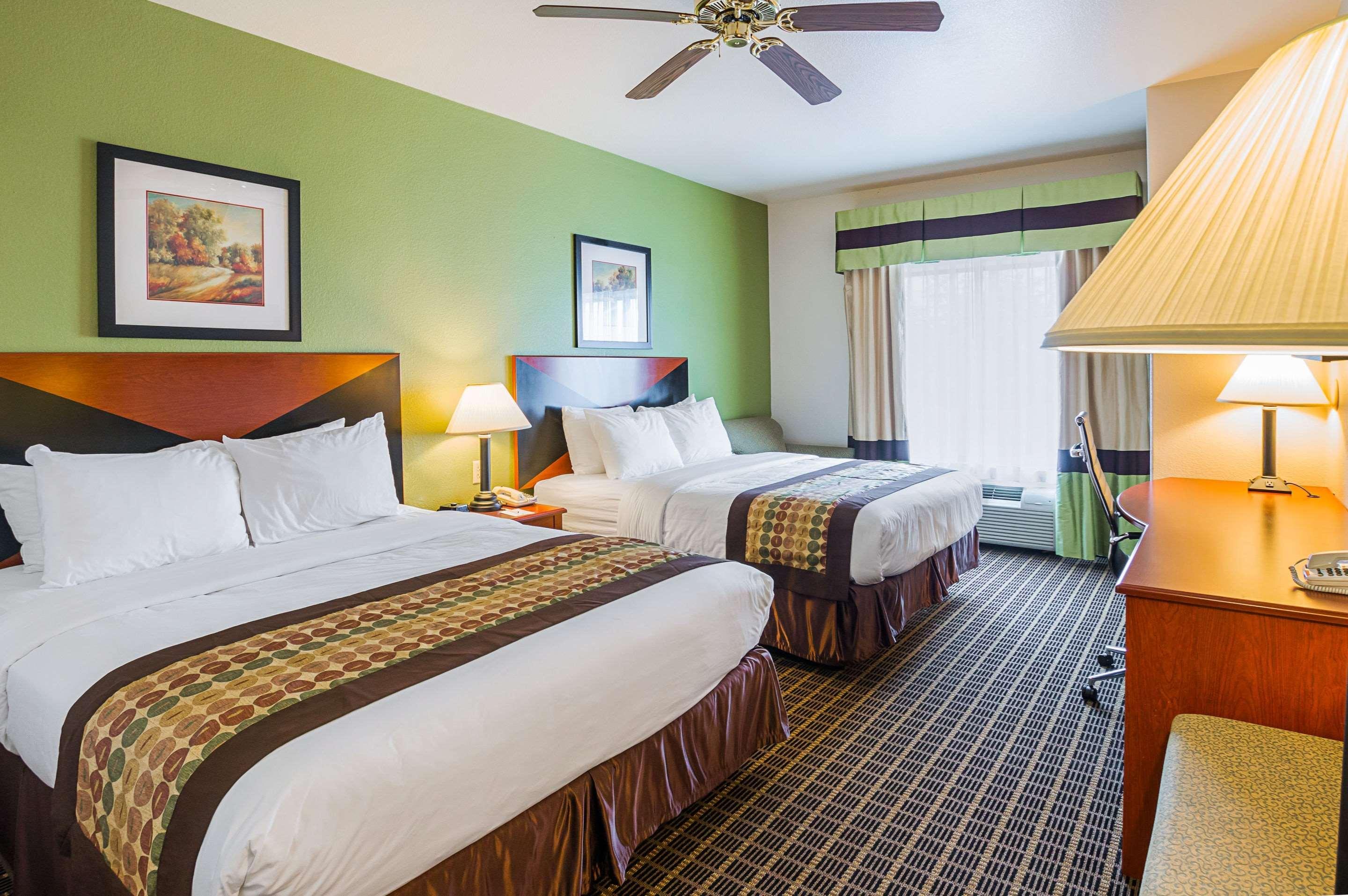 Clarion Inn & Suites Weatherford South מראה חיצוני תמונה