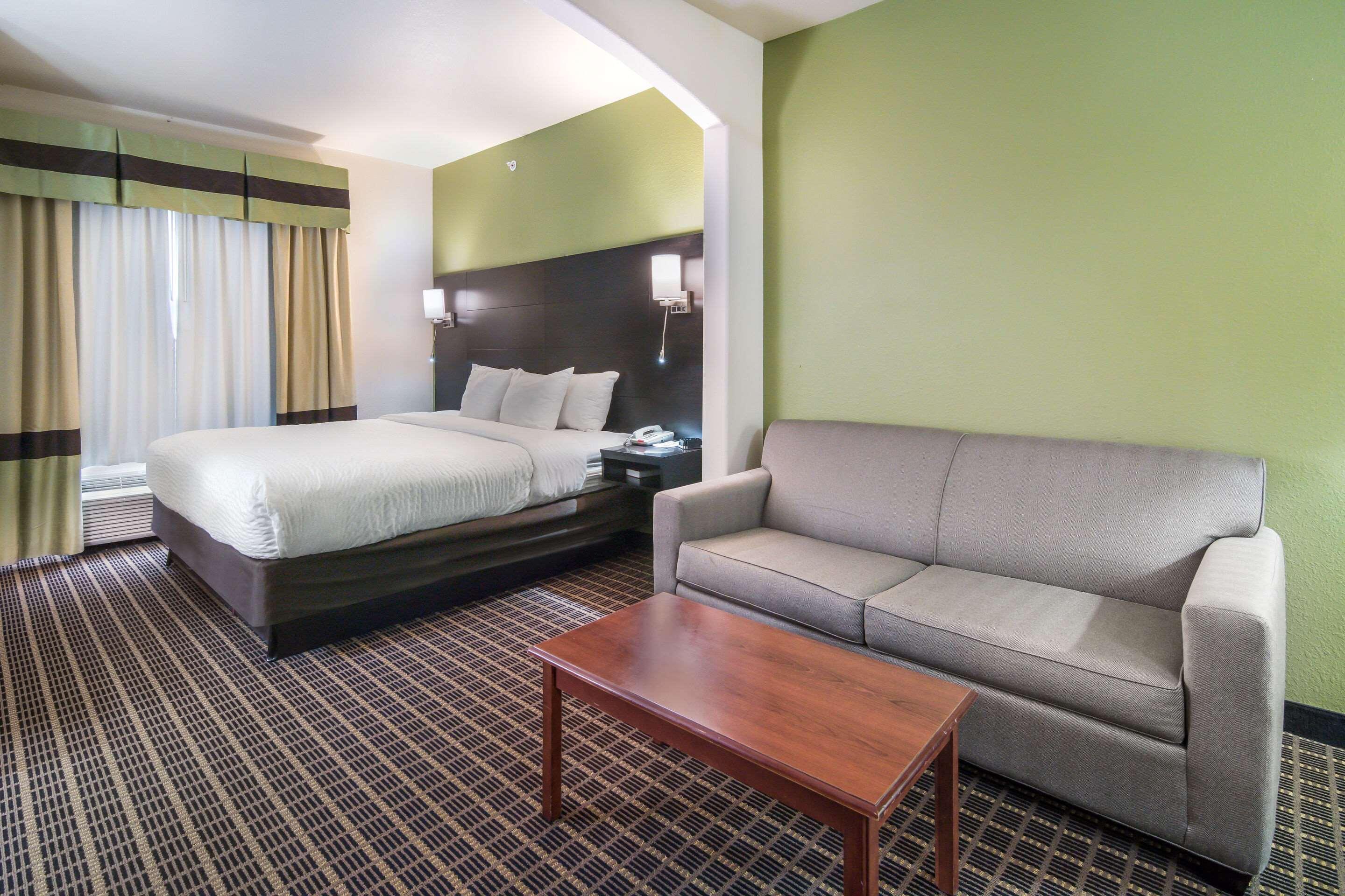 Clarion Inn & Suites Weatherford South מראה חיצוני תמונה