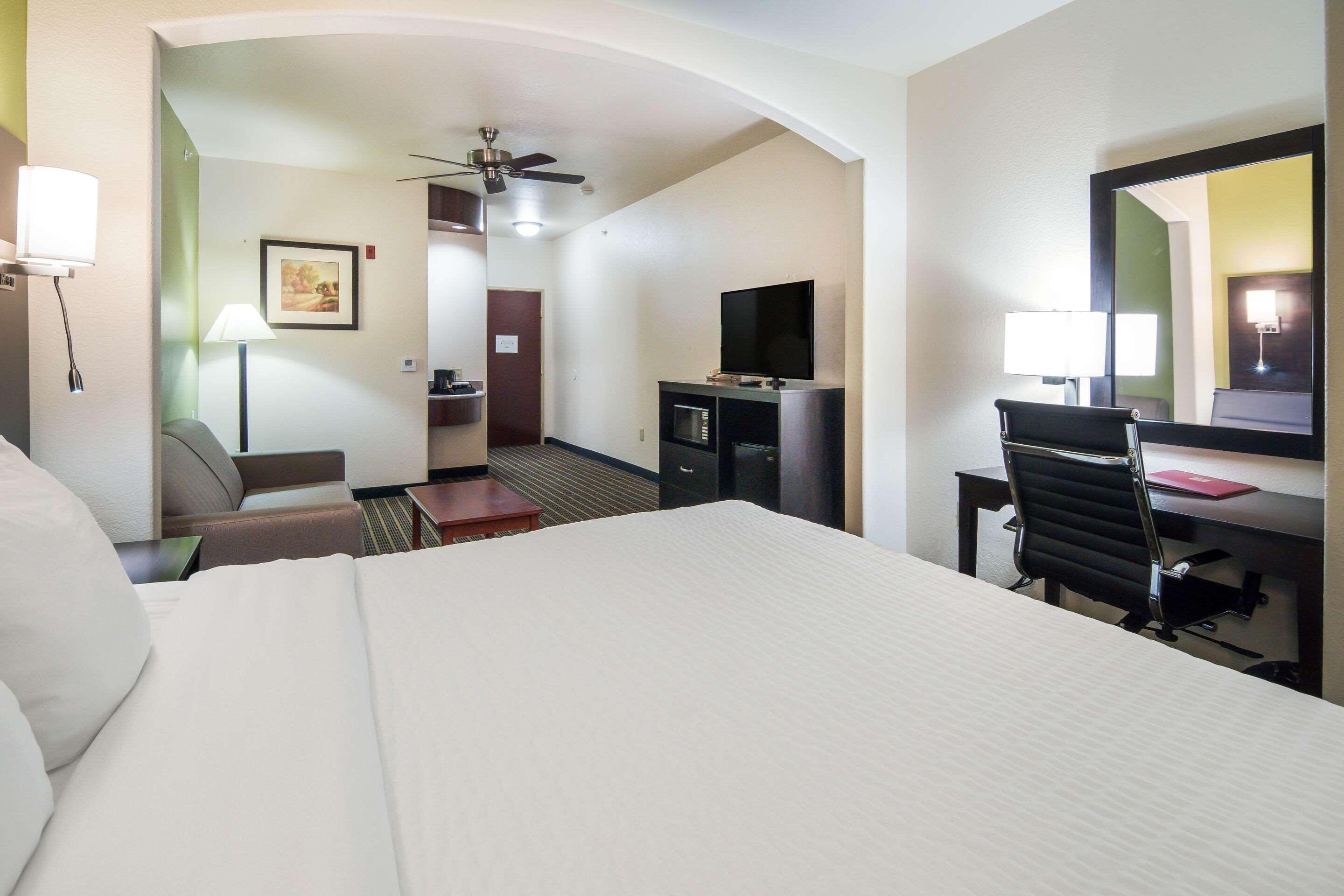 Clarion Inn & Suites Weatherford South מראה חיצוני תמונה