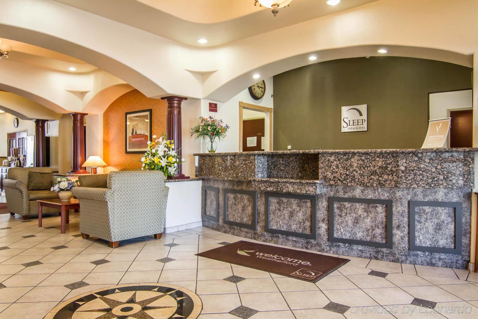 Clarion Inn & Suites Weatherford South מראה חיצוני תמונה